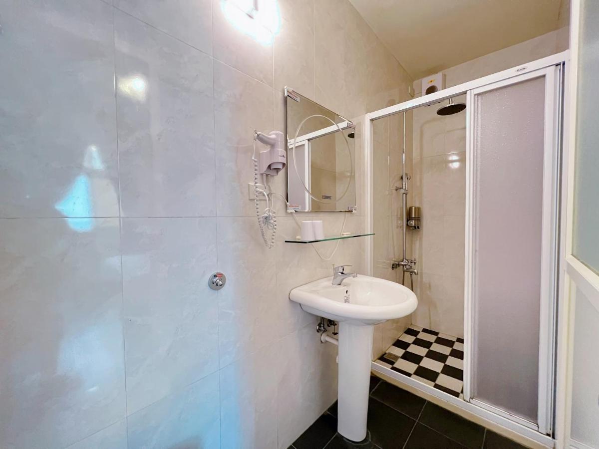Better Future Apartment Hualien City Exterior photo